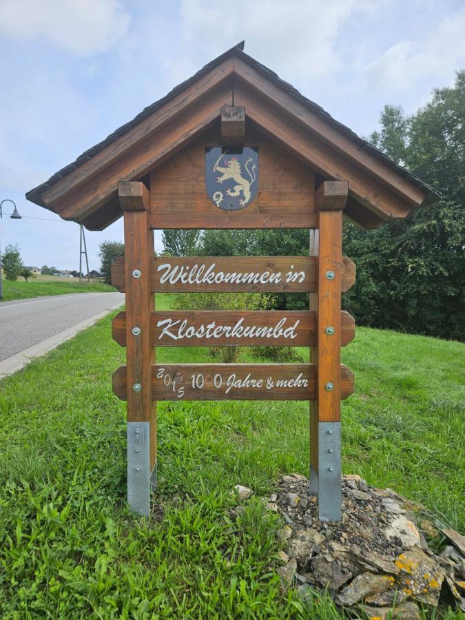 Haus Am Brunnen Wohnung 1 Klosterkumbd Bagian luar foto